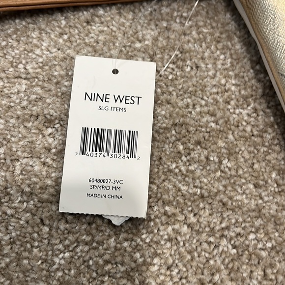 Purse - Picture 3 of 3